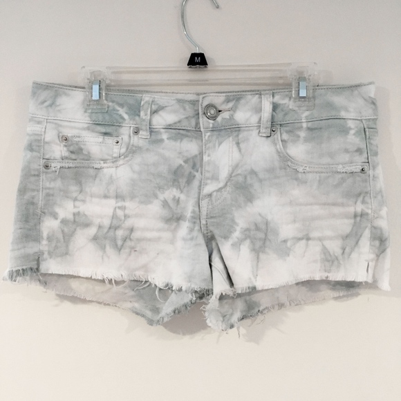 American Eagle Outfitters Pants - American Eagle Light Wash Tie Dye Shorts Size 10